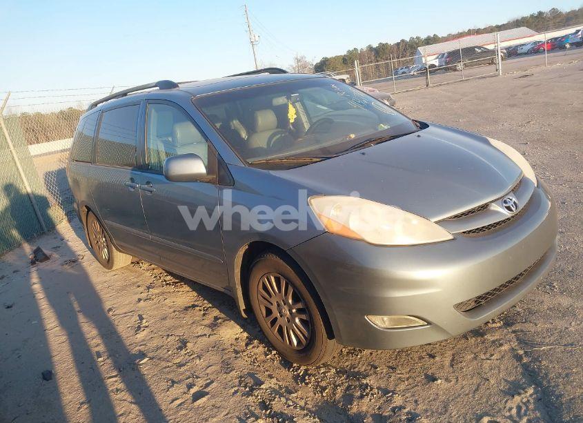 2007 Toyota Sienna XLE/XLE LIMITED (VIN 5TDZK22C47S048516) main photo