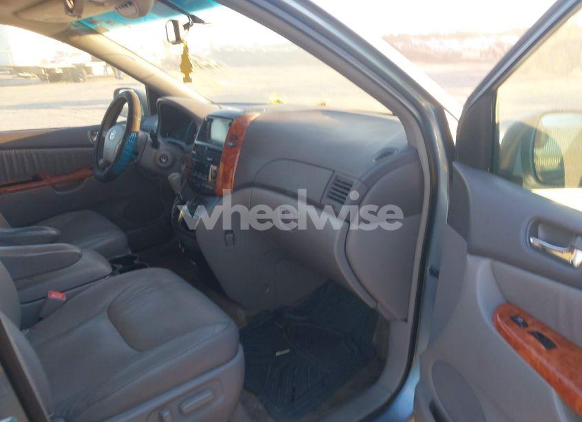 Photo 5 of 2007 Toyota Sienna XLE/XLE LIMITED (VIN 5TDZK22C47S048516)