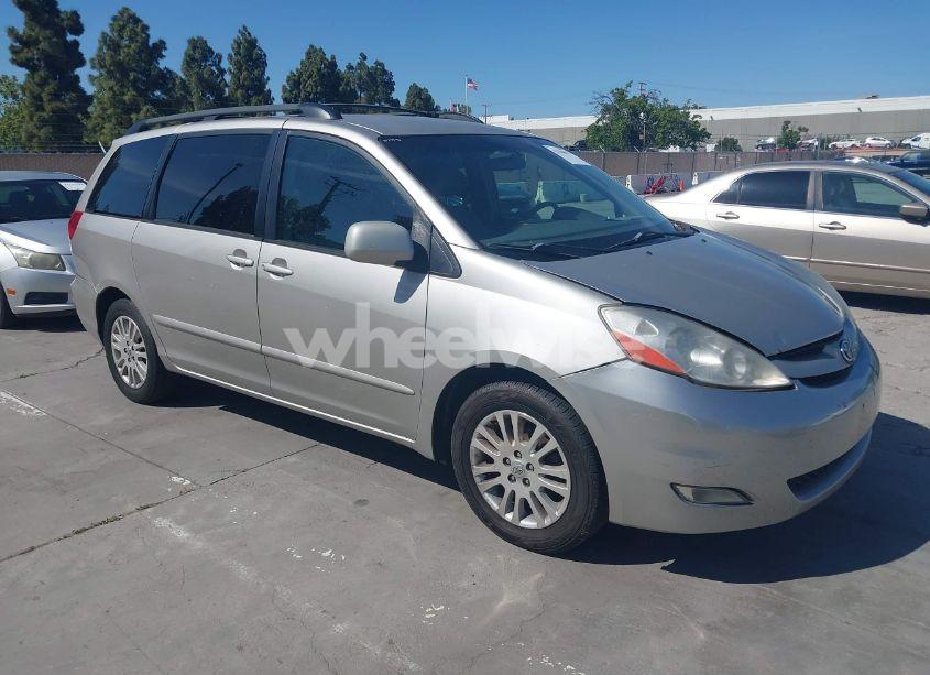2007 Toyota Sienna XLE/XLE LIMITED (VIN 5TDZK22C47S052078) main photo