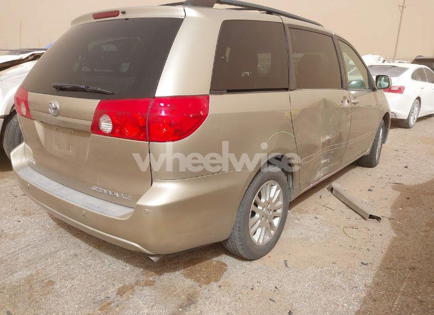 Photo 4 of 2007 Toyota Sienna XLE (VIN 5TDZK22C47S081645)