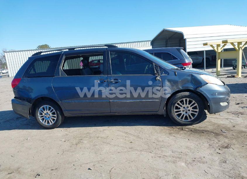 Photo 13 of 2008 Toyota Sienna XLE (VIN 5TDZK22C48S142445)