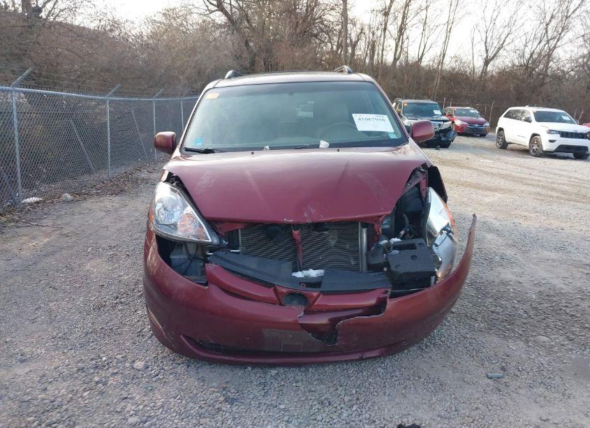 Photo 13 of 2008 Toyota Sienna XLE (VIN 5TDZK22C48S151341)