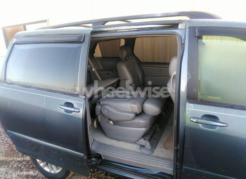 Photo 8 of 2008 Toyota Sienna XLE (VIN 5TDZK22C48S152733)