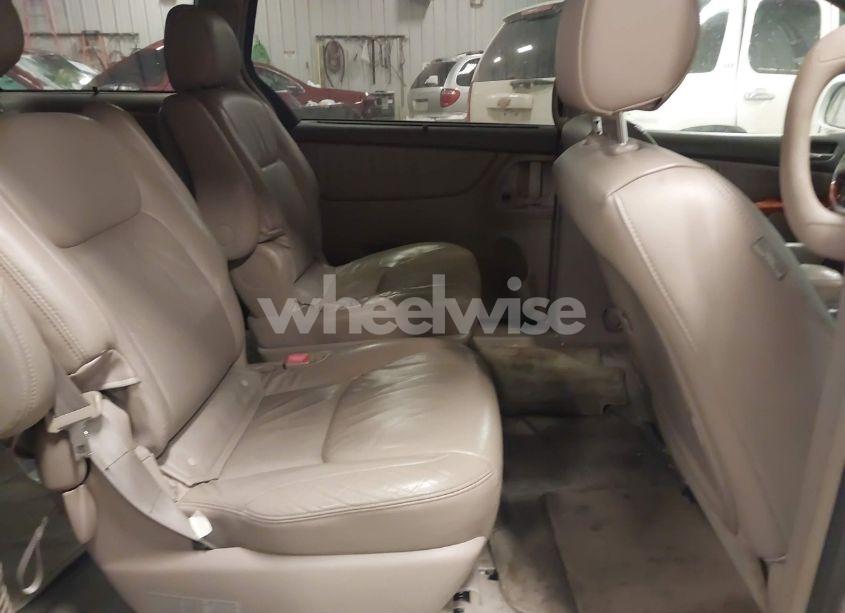 Photo 8 of 2008 Toyota Sienna LIMITED (VIN 5TDZK22C48S194030)