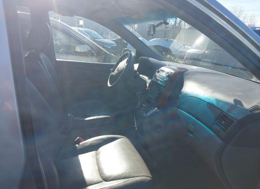 Photo 5 of 2009 Toyota Sienna XLE (VIN 5TDZK22C49S230249)