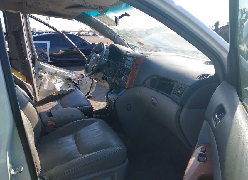 Photo 5 of 2009 Toyota Sienna XLE (VIN 5TDZK22C49S246287)