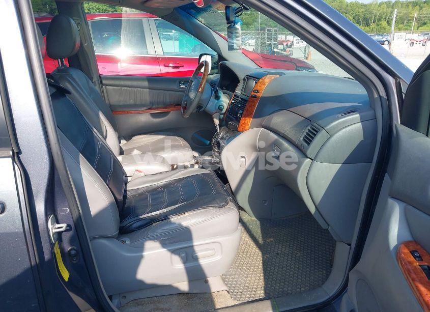 Photo 5 of 2009 Toyota Sienna LIMITED (VIN 5TDZK22C49S261775)