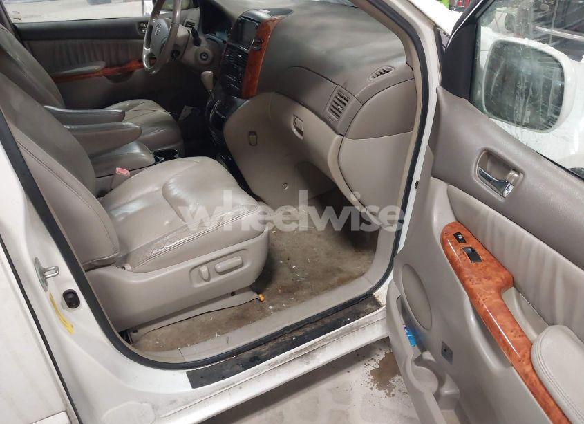 Photo 5 of 2007 Toyota Sienna XLE/XLE LIMITED (VIN 5TDZK22C57S002919)