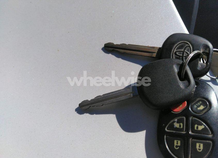 Photo 11 of 2007 Toyota Sienna (VIN 5TDZK22C57S090127)