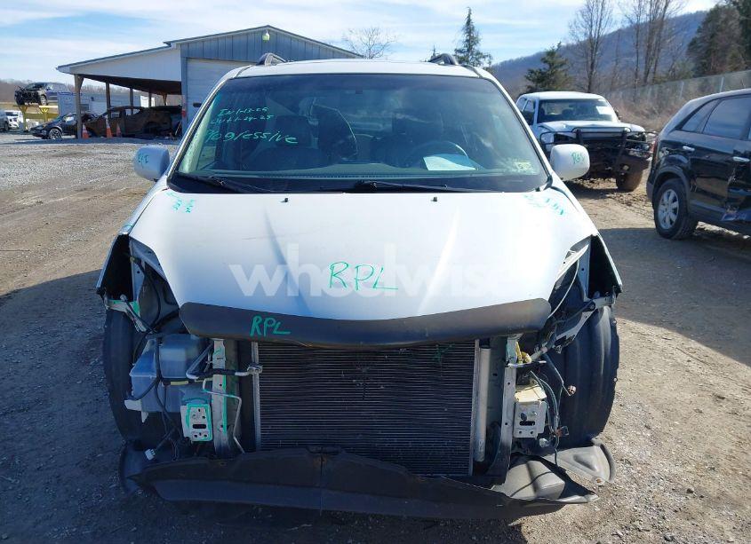 Photo 13 of 2008 Toyota Sienna XLE (VIN 5TDZK22C58S139859)