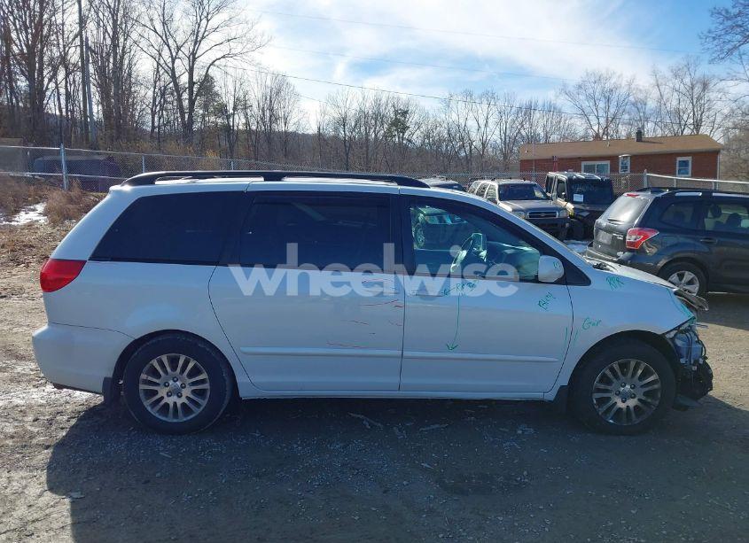 Photo 14 of 2008 Toyota Sienna XLE (VIN 5TDZK22C58S139859)