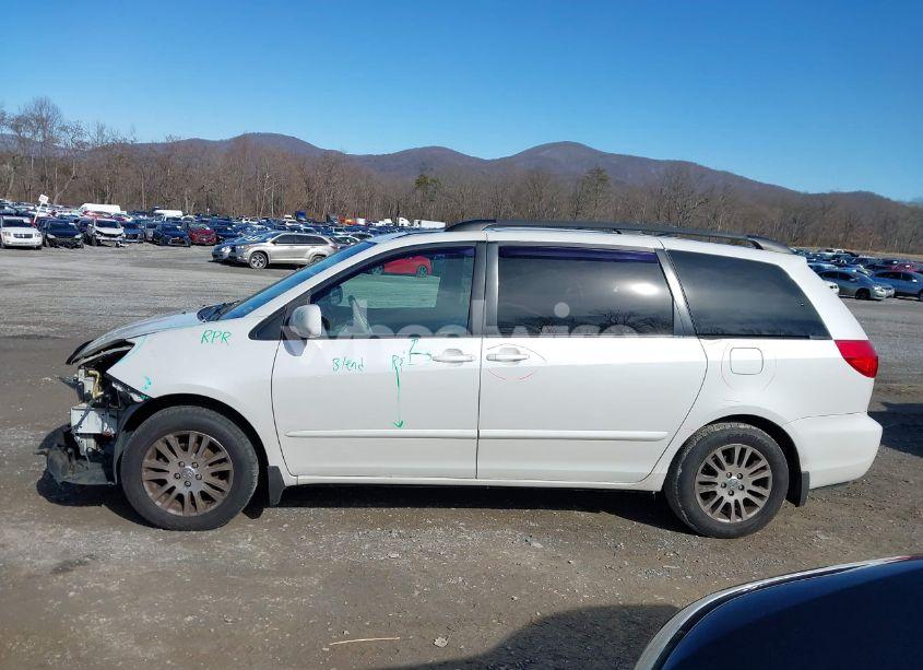 Photo 15 of 2008 Toyota Sienna XLE (VIN 5TDZK22C58S139859)