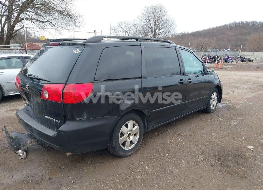 Photo 4 of 2008 Toyota Sienna XLE (VIN 5TDZK22C58S168438)