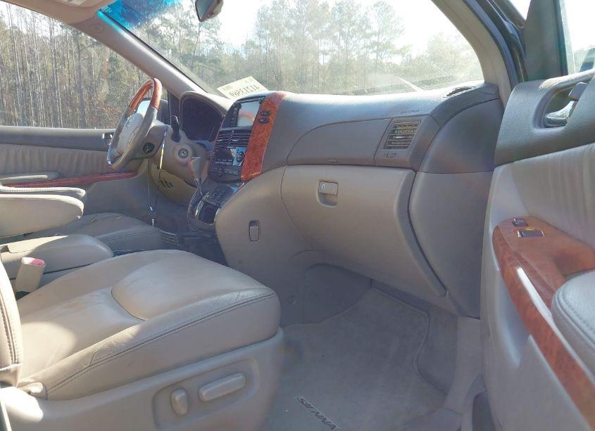 Photo 5 of 2008 Toyota Sienna LIMITED (VIN 5TDZK22C58S188026)