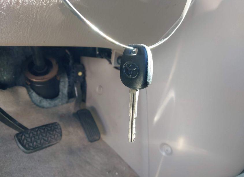 Photo 11 of 2008 Toyota Sienna XLE (VIN 5TDZK22C58S194103)