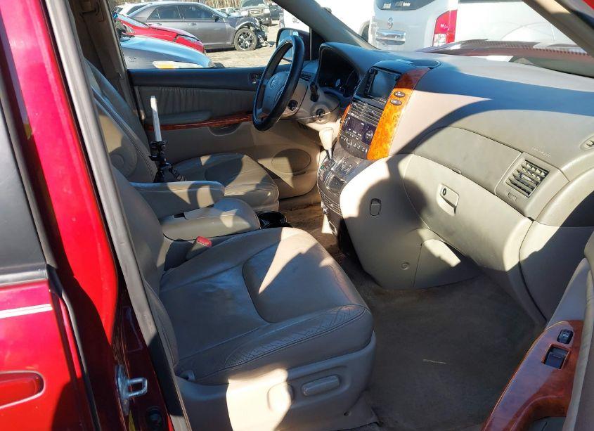 Photo 5 of 2008 Toyota Sienna XLE (VIN 5TDZK22C58S194103)