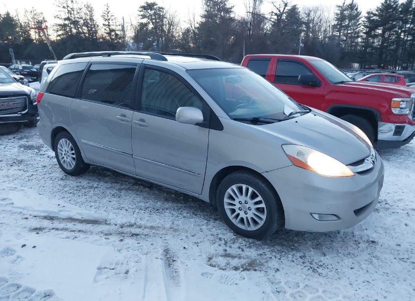 2008 Toyota Sienna LIMITED (VIN 5TDZK22C58S212602) main photo