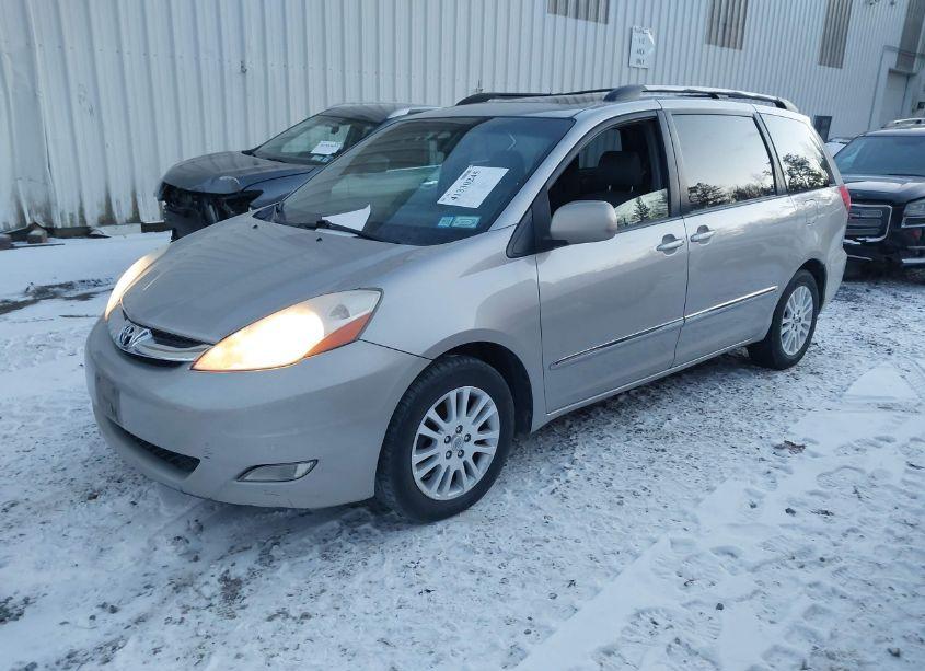 Photo 2 of 2008 Toyota Sienna LIMITED (VIN 5TDZK22C58S212602)