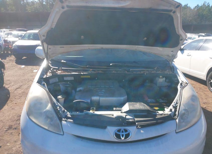 Photo 10 of 2009 Toyota Sienna XLE (VIN 5TDZK22C59S259761)