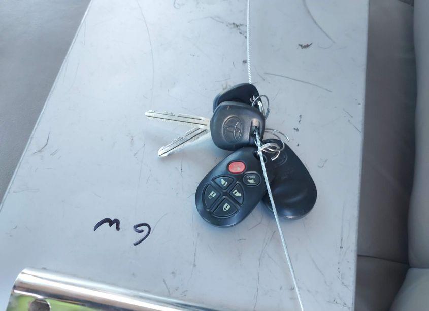 Photo 11 of 2009 Toyota Sienna XLE (VIN 5TDZK22C59S259761)