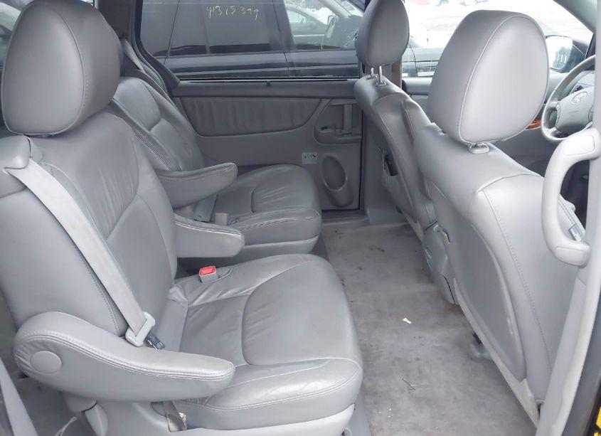 Photo 8 of 2009 Toyota Sienna XLE (VIN 5TDZK22C59S269013)