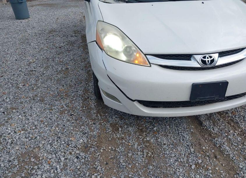 Photo 6 of 2007 Toyota Sienna XLE LIMITED (VIN 5TDZK22C67S086846)