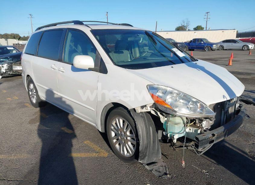 2007 Toyota Sienna XLE (VIN 5TDZK22C67S089858) main photo