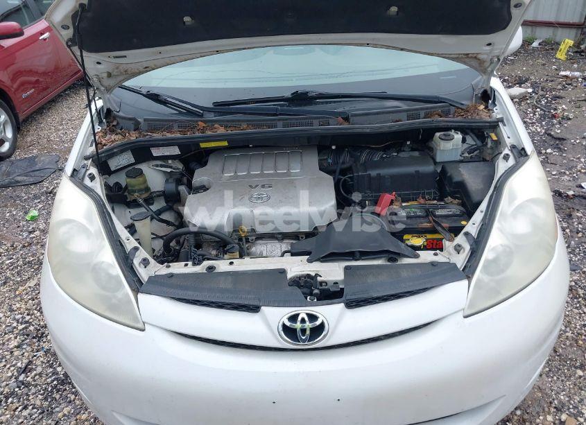 Photo 10 of 2008 Toyota Sienna LIMITED/XLE (VIN 5TDZK22C68S121256)