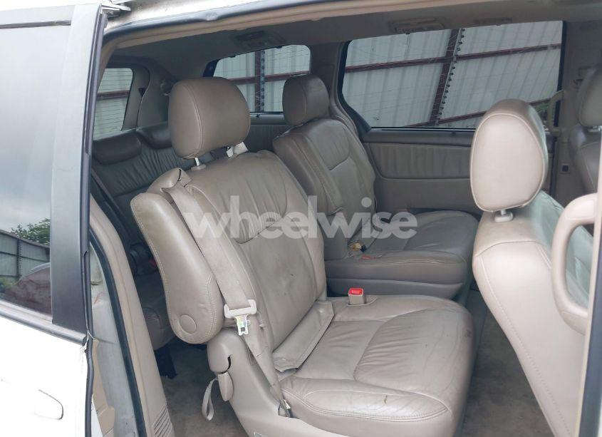 Photo 8 of 2008 Toyota Sienna LIMITED/XLE (VIN 5TDZK22C68S121256)