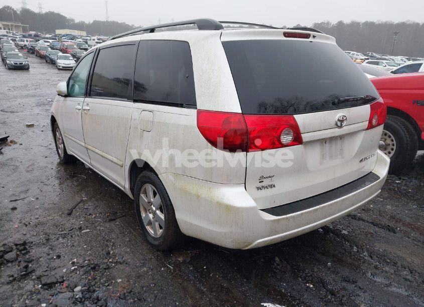 Photo 3 of 2008 Toyota Sienna XLE (VIN 5TDZK22C68S199035)