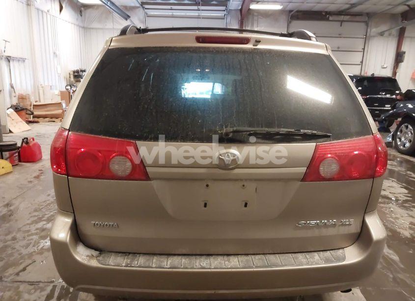 Photo 16 of 2008 Toyota Sienna XLE (VIN 5TDZK22C68S209899)