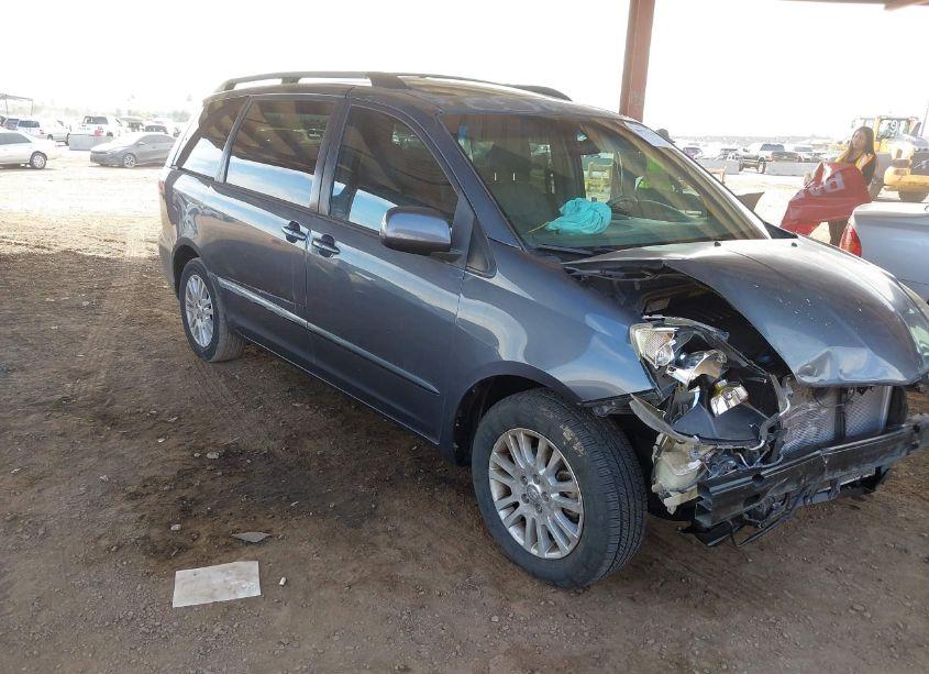2009 Toyota Sienna XLE (VIN 5TDZK22C69S225537) main photo