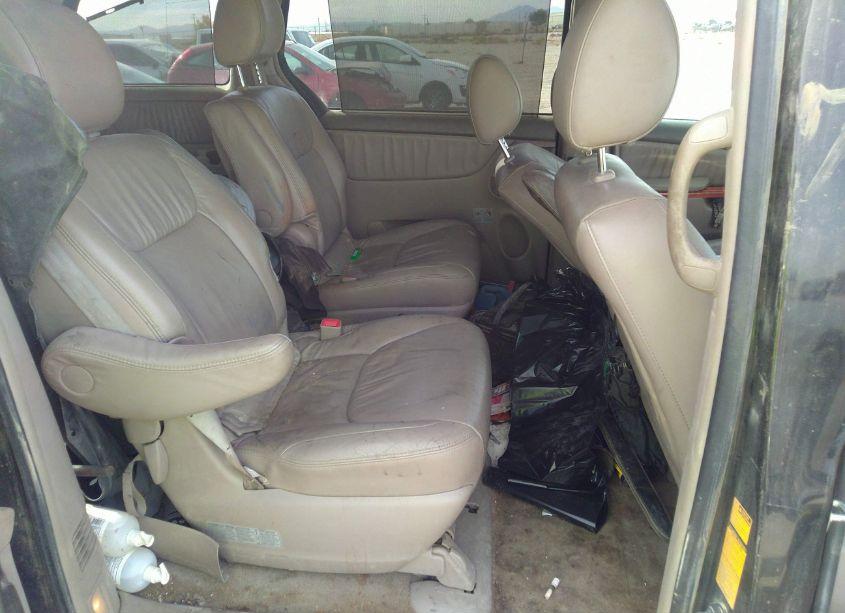 Photo 8 of 2009 Toyota Sienna LIMITED (VIN 5TDZK22C69S251894)