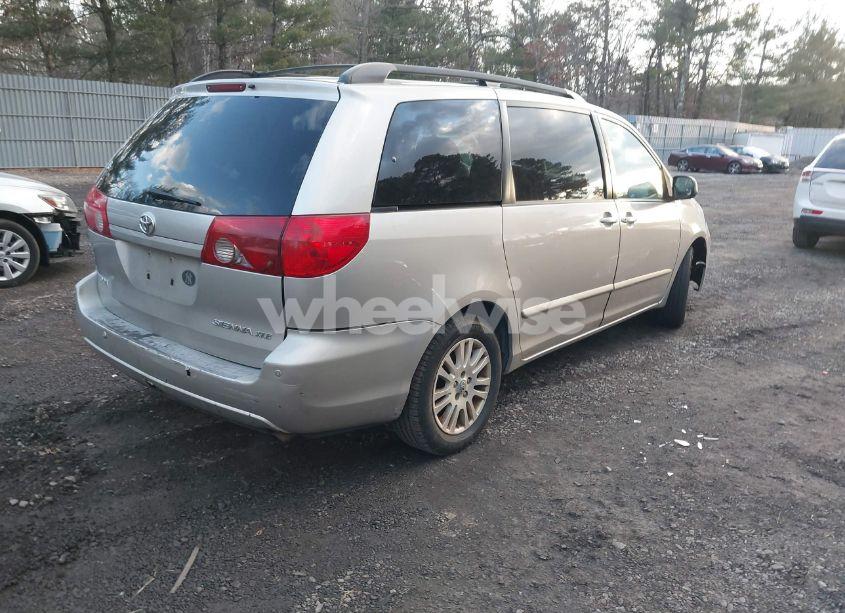 Photo 4 of 2007 Toyota Sienna XLE (VIN 5TDZK22C77S033766)