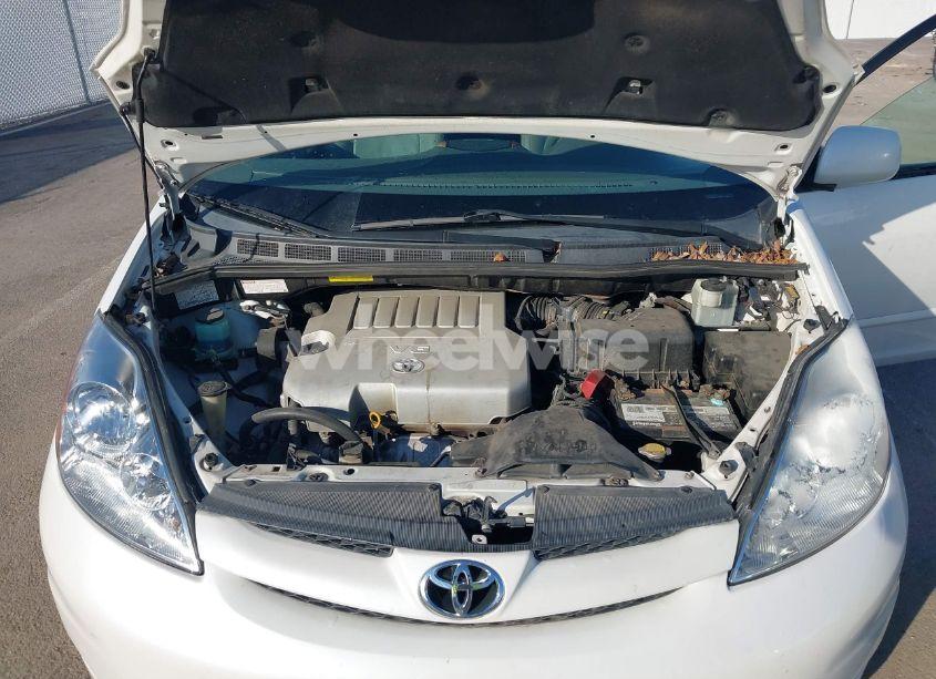 Photo 10 of 2008 Toyota Sienna XLE (VIN 5TDZK22C78S122335)