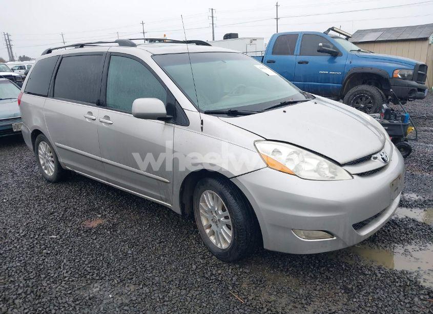2008 Toyota Sienna XLE (VIN 5TDZK22C78S153388) main photo