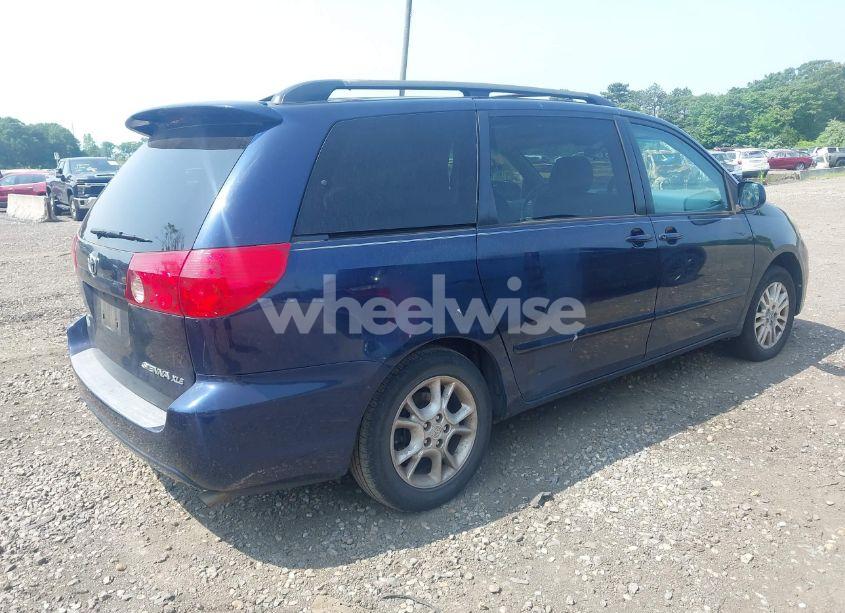 Photo 4 of 2007 Toyota Sienna XLE (VIN 5TDZK22C87S002915)