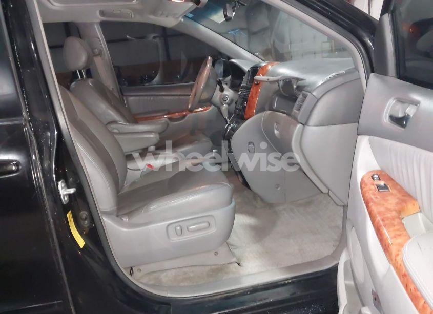 Photo 5 of 2008 Toyota Sienna XLE (VIN 5TDZK22C88S183077)