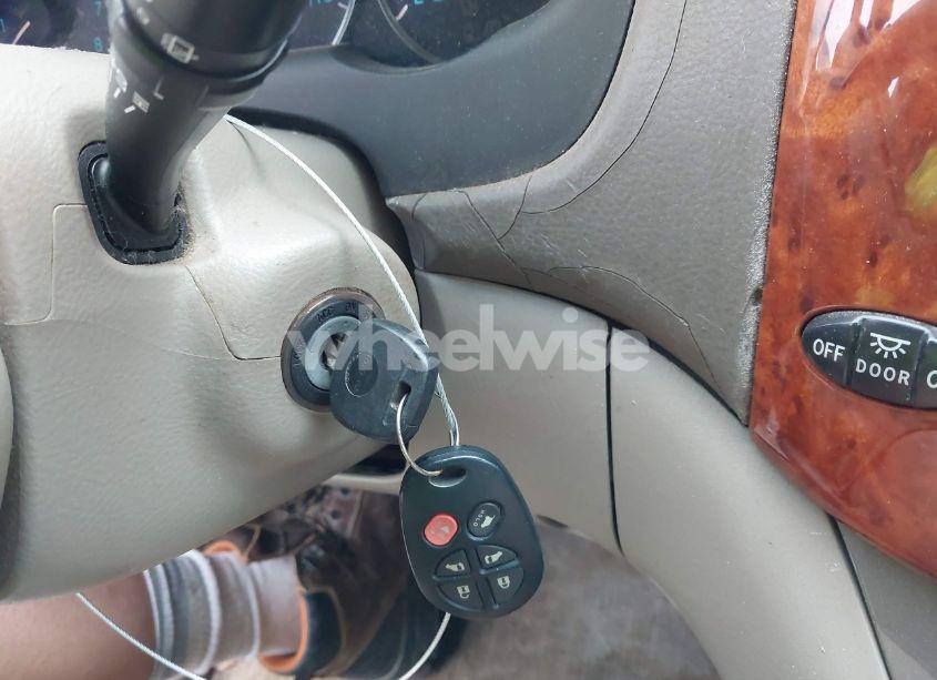 Photo 11 of 2009 Toyota Sienna XLE (VIN 5TDZK22C89S226706)