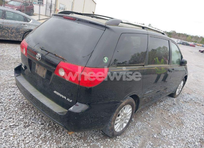 Photo 4 of 2009 Toyota Sienna XLE (VIN 5TDZK22C89S226706)