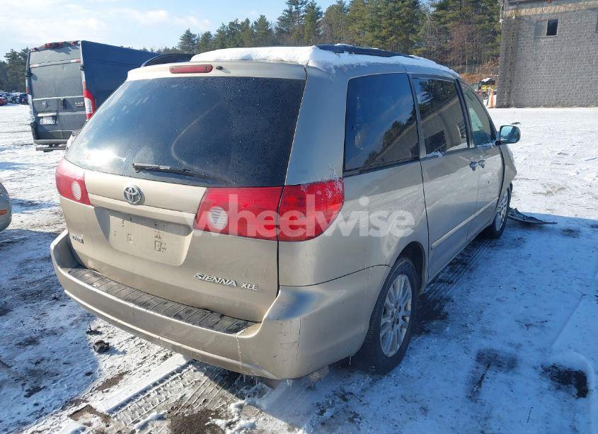 Photo 4 of 2007 Toyota Sienna XLE (VIN 5TDZK22C97S049788)