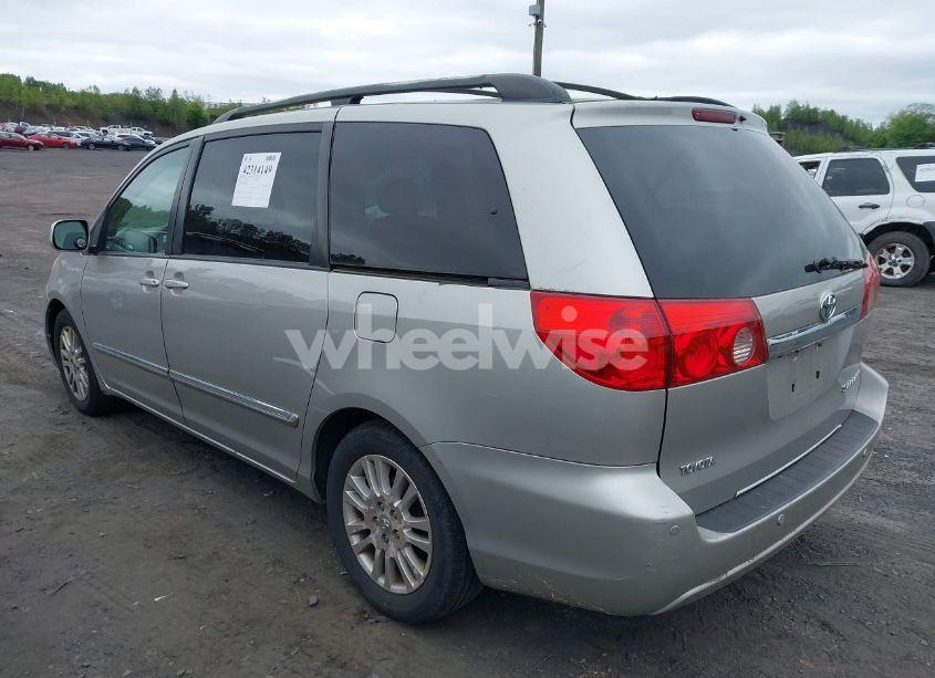 Photo 3 of 2007 Toyota Sienna XLE LIMITED (VIN 5TDZK22C97S091328)