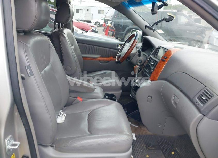 Photo 5 of 2007 Toyota Sienna XLE LIMITED (VIN 5TDZK22C97S091328)