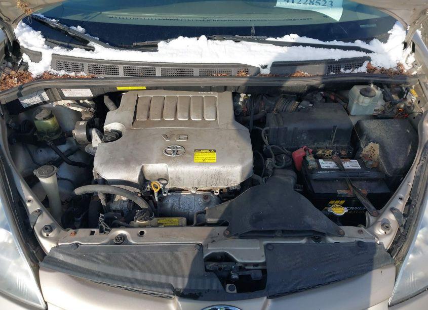 Photo 10 of 2008 Toyota Sienna XLE (VIN 5TDZK22C98S142554)