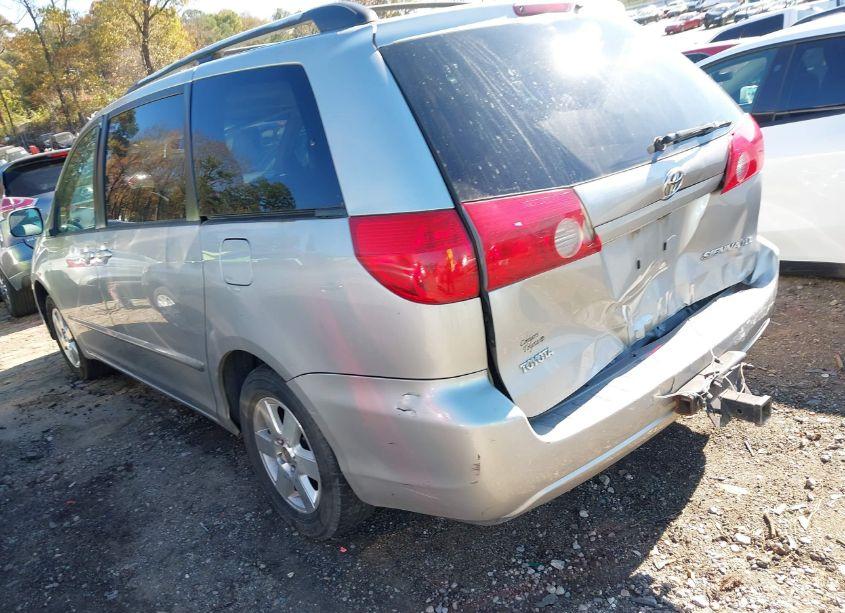 Photo 3 of 2008 Toyota Sienna XLE (VIN 5TDZK22C98S146779)