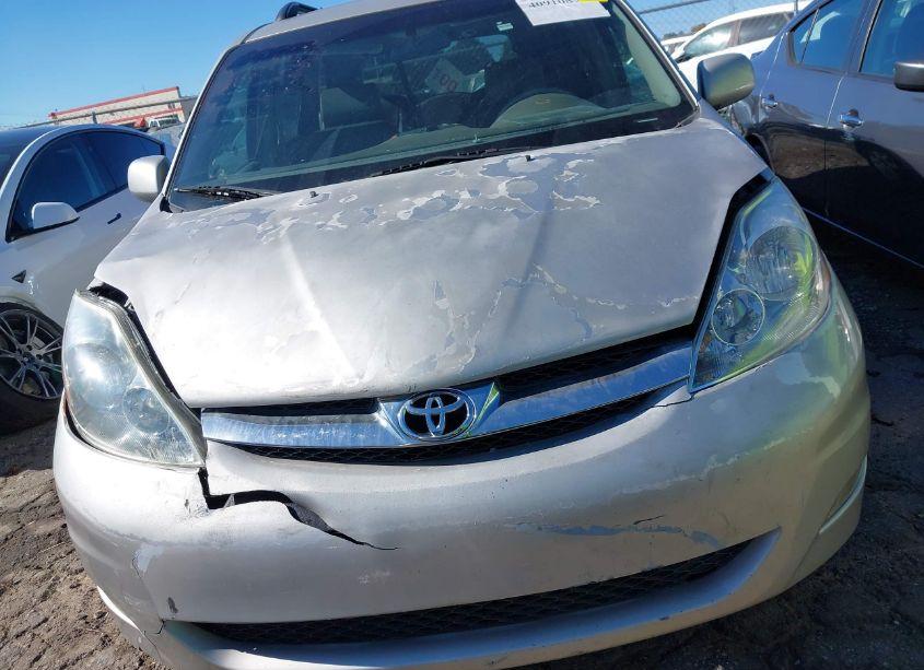 Photo 6 of 2008 Toyota Sienna XLE (VIN 5TDZK22C98S146779)