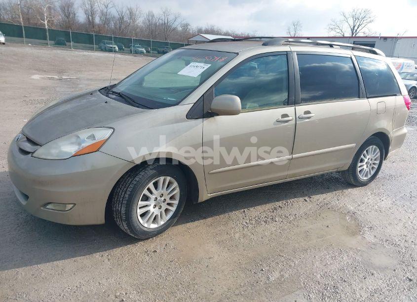 Photo 2 of 2008 Toyota Sienna XLE (VIN 5TDZK22C98S188028)