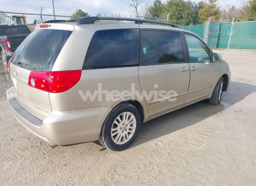 Photo 4 of 2008 Toyota Sienna XLE (VIN 5TDZK22C98S188028)