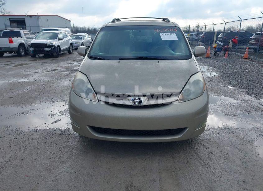 Photo 6 of 2008 Toyota Sienna XLE (VIN 5TDZK22C98S188028)