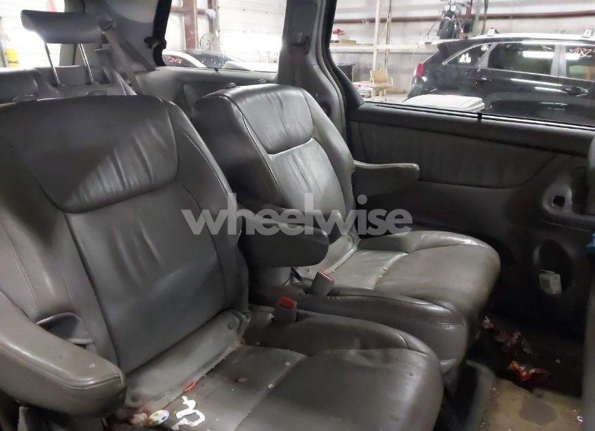 Photo 8 of 2008 Toyota Sienna XLE (VIN 5TDZK22C98S198381)